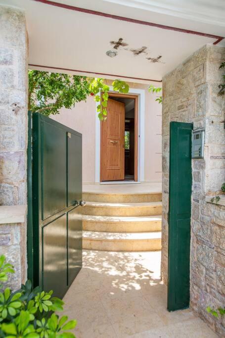Villa Marilena Lagonisi Kalivia Thorikou Luaran gambar